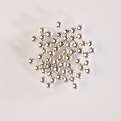 Petites perles argentées 1 X900 g - Ø 4 mm 